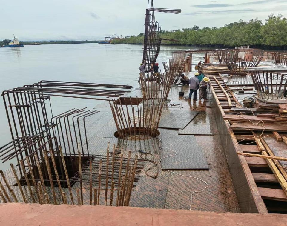 Construction of water pile foundation at Boffa Shunda Wharf, Guinea